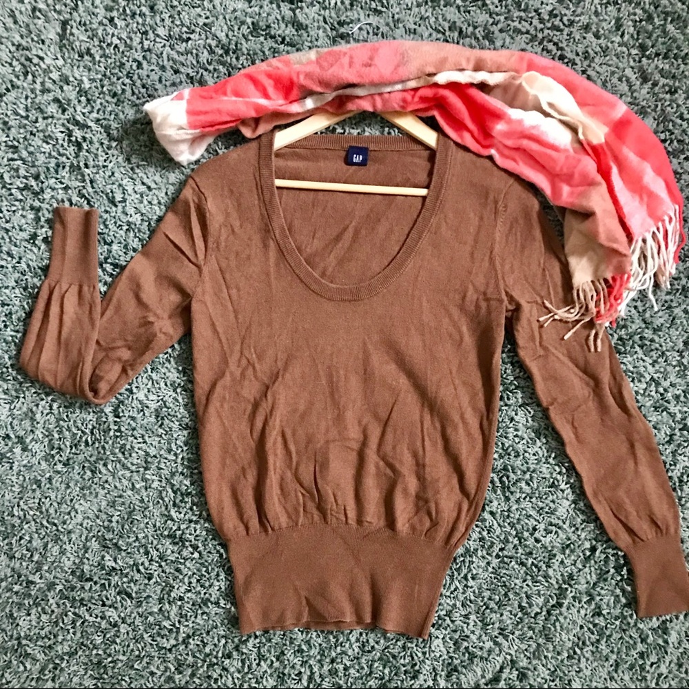 GAP creamy tan Cotton Sweater Size Small